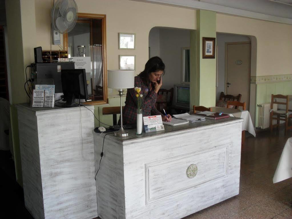 Las Heras Hotel Mar del Plata Bagian luar foto